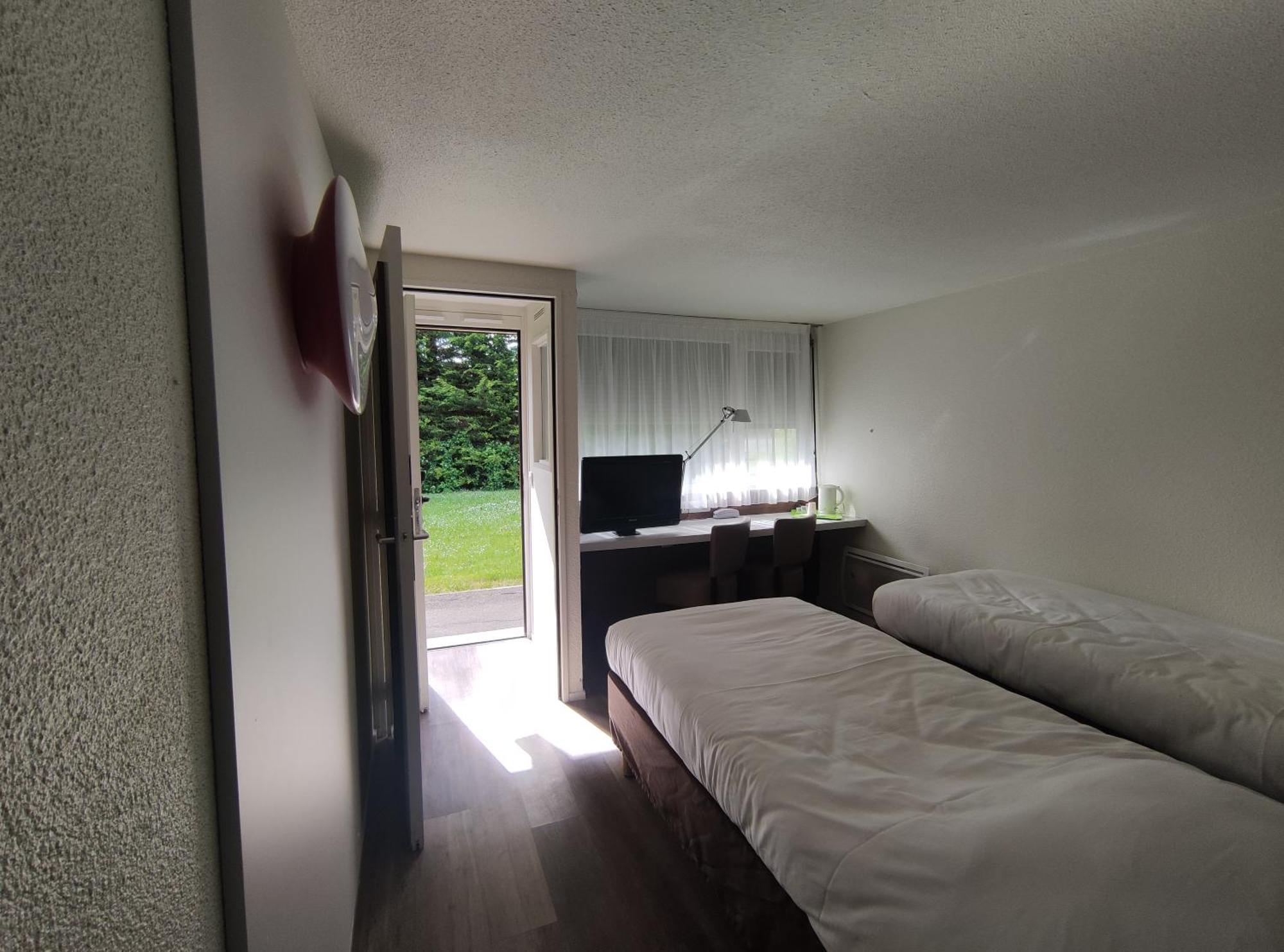 Hotel Campanile Sable-Sur-Sarthe Vion Exteriér fotografie